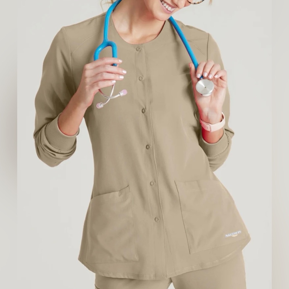 Skechers Stability 2-Pocket Crewneck Snap-Front Scrub Jacket